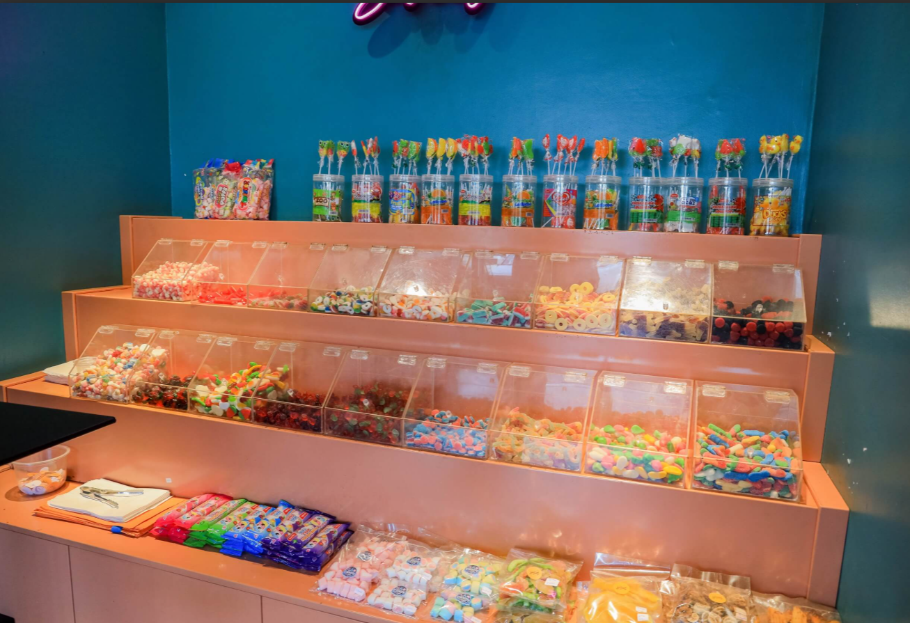 Yummy bulk candy bins